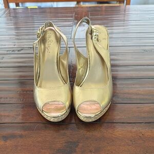 Lilly Pulitzer Gold Peep-Toe Slingback Heels